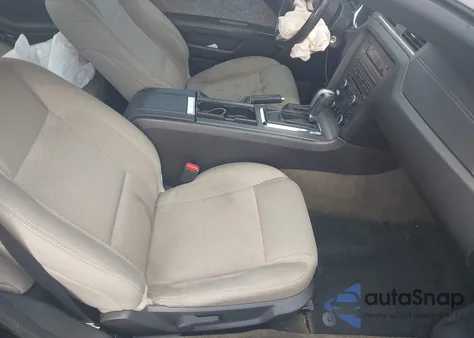 2014 Ford Mustang V6 из США, поврежденный, VIN 1ZVBP8AM0E5218029